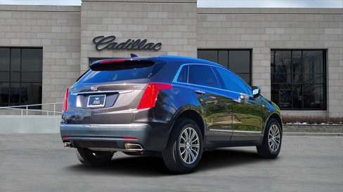 Used 2017 Cadillac XT5 Luxury w/ Driver Awareness Package image 3