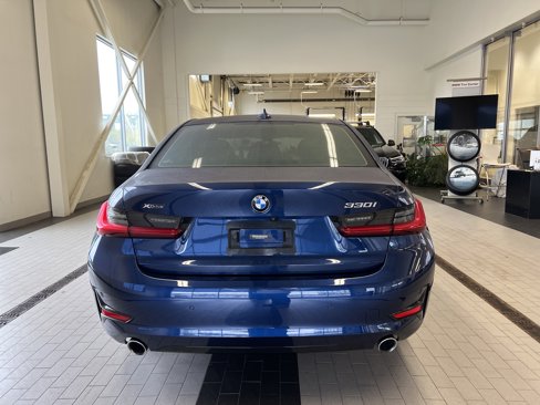 Used 2019 BMW 330i xDrive Sedan w/ Premium Package image 6