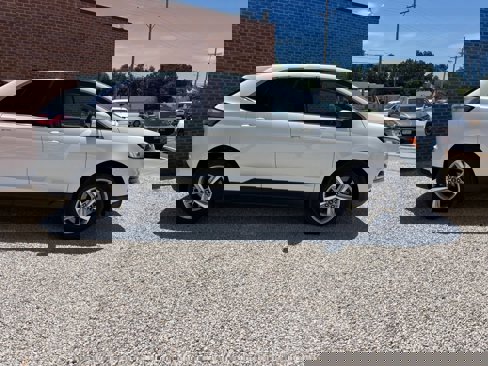 Certified 2021 Ford Edge SEL w/ Convenience Package image 2
