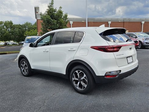 Used 2021 Kia Sportage LX image 9