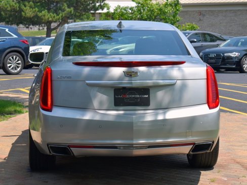 Used 2017 Cadillac XTS Luxury image 11