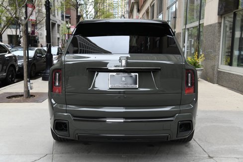 New 2025 Rolls-Royce Cullinan Black Badge image 5