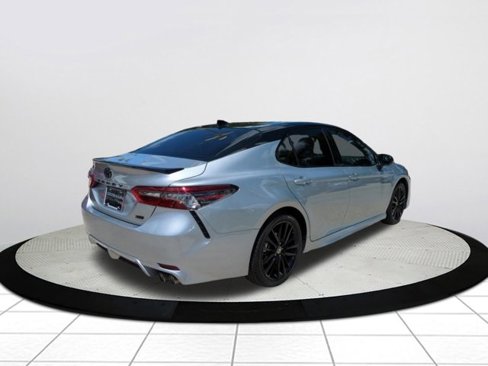 Used 2024 Toyota Camry XSE image 3