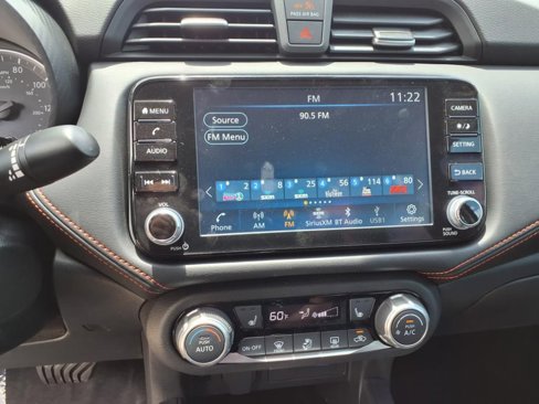 New 2025 Nissan Versa SR w/ Trunk Package image 13