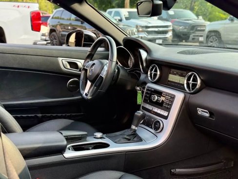 Used 2014 Mercedes-Benz SLK 250 image 35