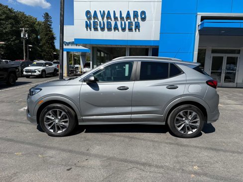 Used 2023 Buick Encore GX Select w/ Sport Touring Package image 8