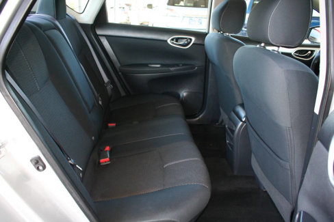 Used 2015 Nissan Sentra S image 21
