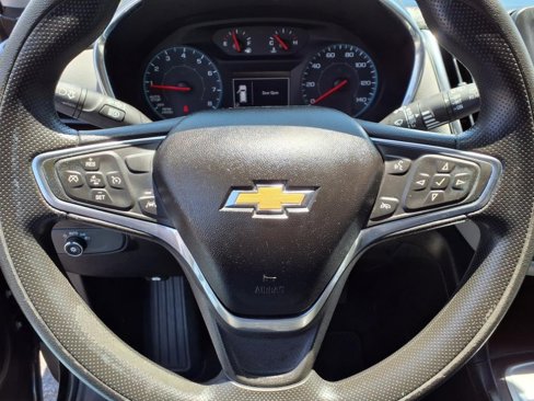 Used 2020 Chevrolet Equinox LS w/ LS Convenience Package image 10