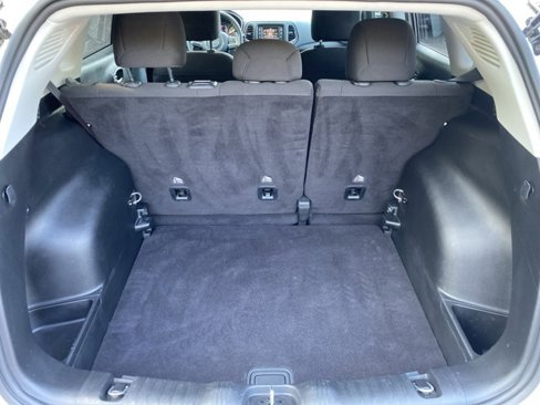 Used 2018 Jeep Compass Sport image 30