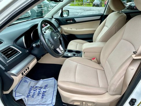 Used 2015 Subaru Outback 2.5i Premium image 10