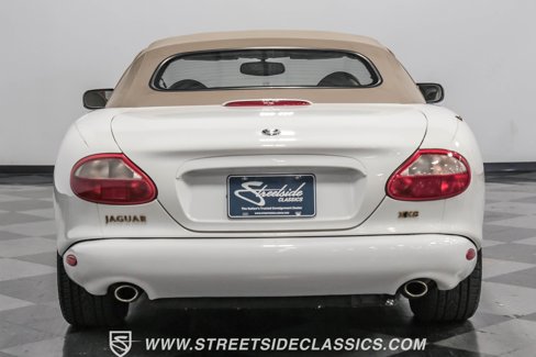 Used 1998 Jaguar XK8 Convertible image 10