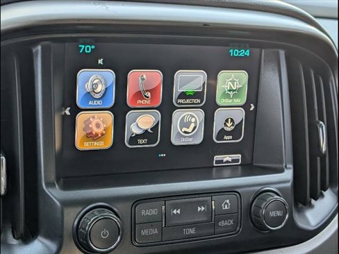 Used 2017 Chevrolet Colorado Z71 image 9