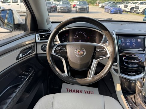 Used 2016 Cadillac SRX FWD image 19