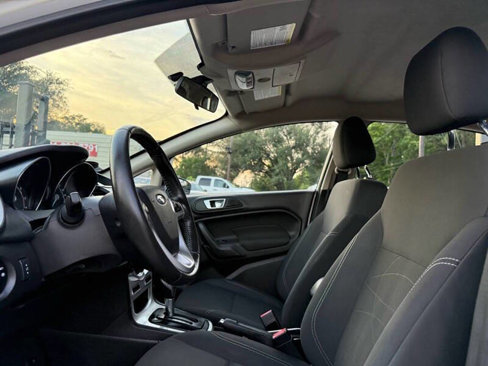 Used 2016 Ford Fiesta SE image 14