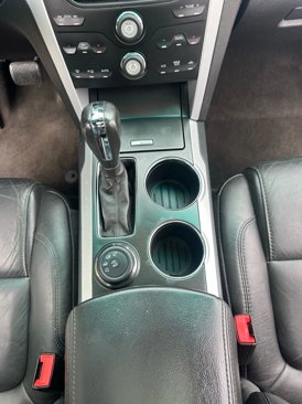 Used 2013 Ford Explorer XLT image 28