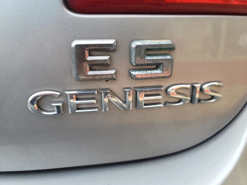 Used 2013 Hyundai Genesis 3.8 image 12