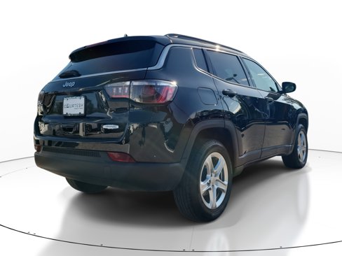 Used 2022 Jeep Compass Latitude w/ Convenience Group image 5