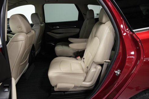 Used 2020 Buick Enclave Essence w/ LPO, Luxury Package image 22