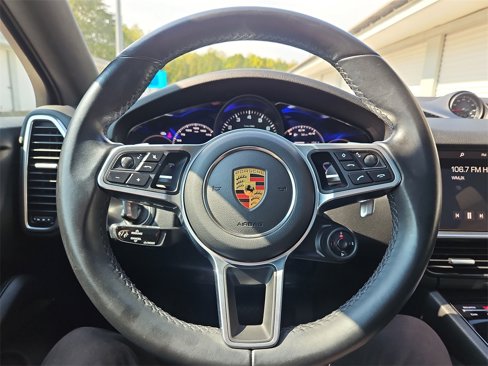 Used 2021 Porsche Cayenne Coupe image 36