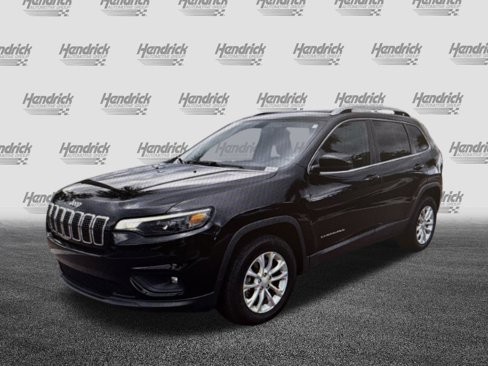 Used 2019 Jeep Cherokee Latitude w/ Cold Weather Group image 5