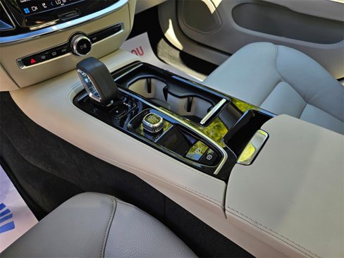 Used 2024 Volvo S60 T8 Plus w/ Climate Package image 14