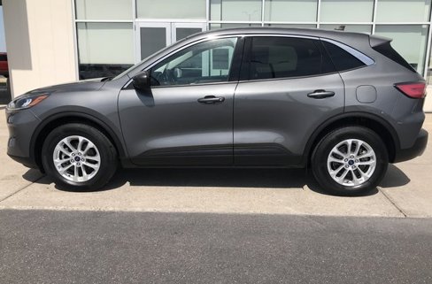 Certified 2021 Ford Escape SE image 4