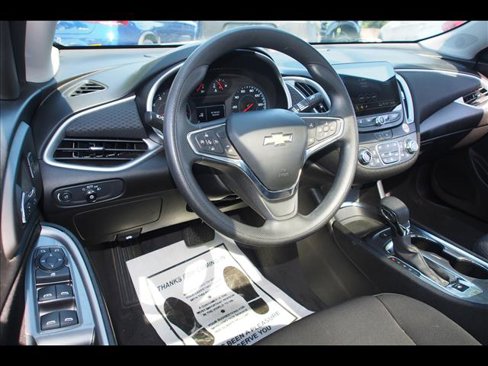 Used 2024 Chevrolet Malibu LT image 15