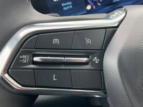 New 2025 Chevrolet Equinox LT image 4