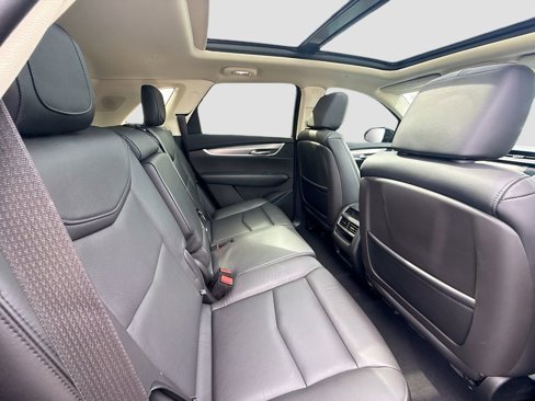 Used 2019 Cadillac XT5 Luxury image 29