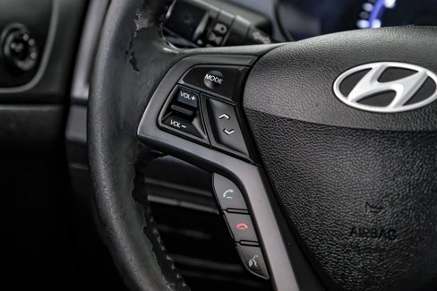 Used 2013 Hyundai Veloster Turbo image 16