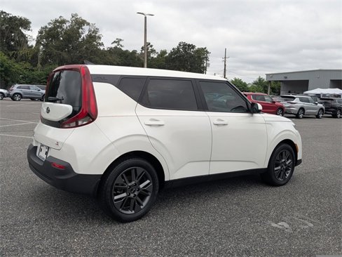 Used 2021 Kia Soul S image 3
