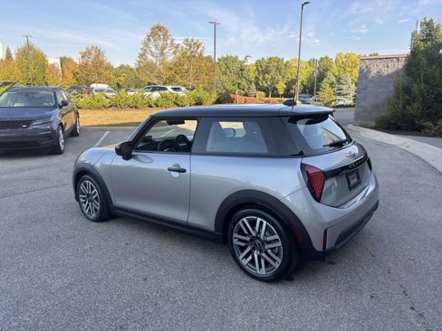 New 2026 MINI Cooper 2-Door Hardtop image 5