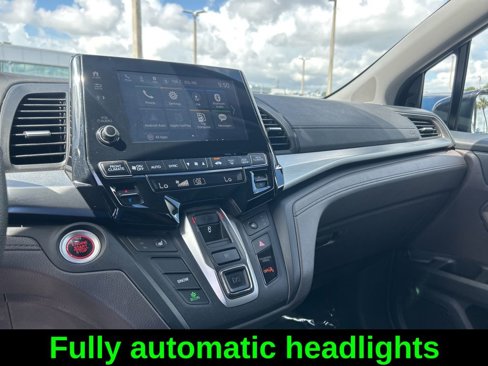 Used 2018 Honda Odyssey EX image 12