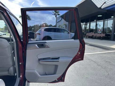 Used 2013 Subaru Forester 2.5X w/ Popular Pkg 3 image 40