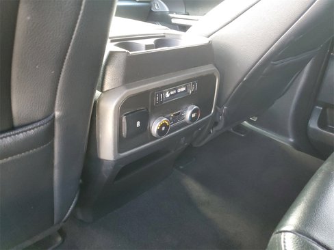 Used 2019 Ford Expedition XLT w/ Equipment Group 201A image 12