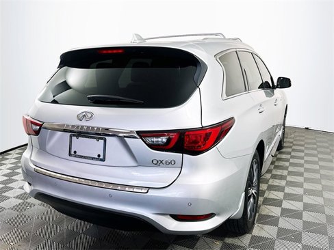 Used 2020 INFINITI QX60 Luxe w/ Sensory Package image 6