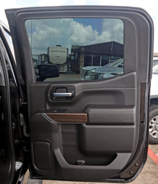 Used 2021 Chevrolet Silverado 1500 LT Trail Boss w/ LT Trail Boss Premium Package image 28