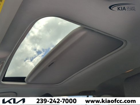 Used 2019 Toyota RAV4 XLE image 18