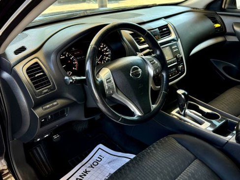Used 2018 Nissan Altima 2.5 SV image 11