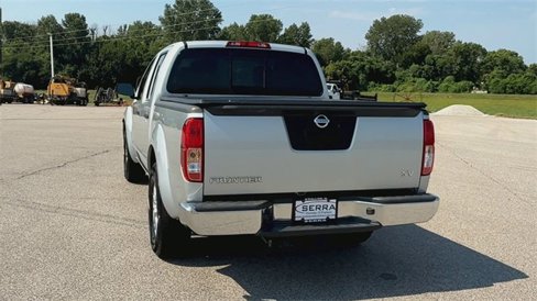 Used 2014 Nissan Frontier SV image 7
