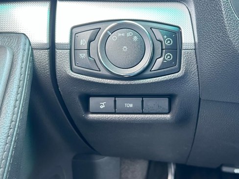 Used 2013 Ford Explorer XLT image 30