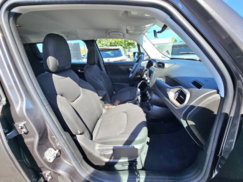 Used 2017 Jeep Renegade Sport w/ Power & Air Group image 7
