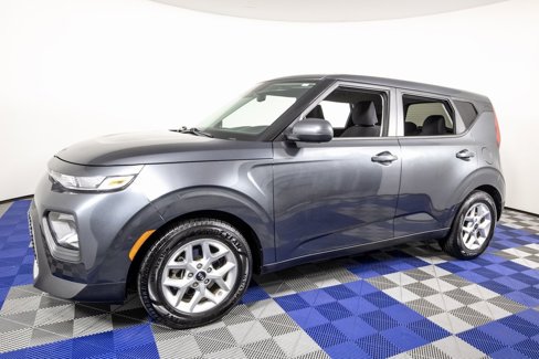 Used 2020 Kia Soul S image 1
