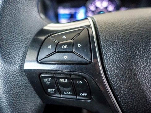 Used 2019 Ford Explorer Limited image 24