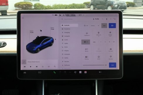 Used 2018 Tesla Model 3 Long Range image 24