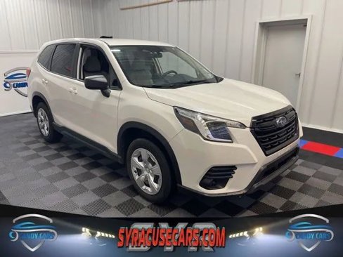 Used 2022 Subaru Forester image 1