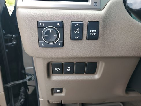 Used 2017 Lexus GX 460 Premium image 33