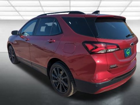 Used 2023 Chevrolet Equinox RS w/ RS Leather Package image 2