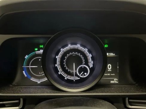 Used 2023 Hyundai Elantra Blue image 16