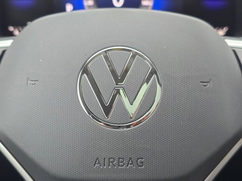 New 2025 Volkswagen Taos SE image 39